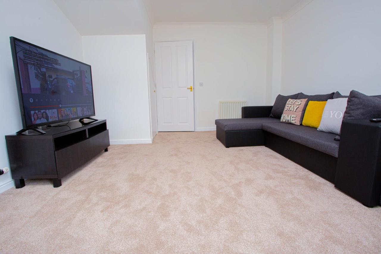 Intellect Apartment